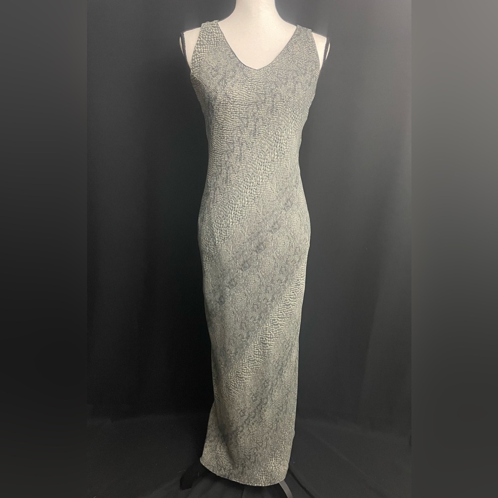 Vintage Positive Attitude Textured Gray Reptile Dress